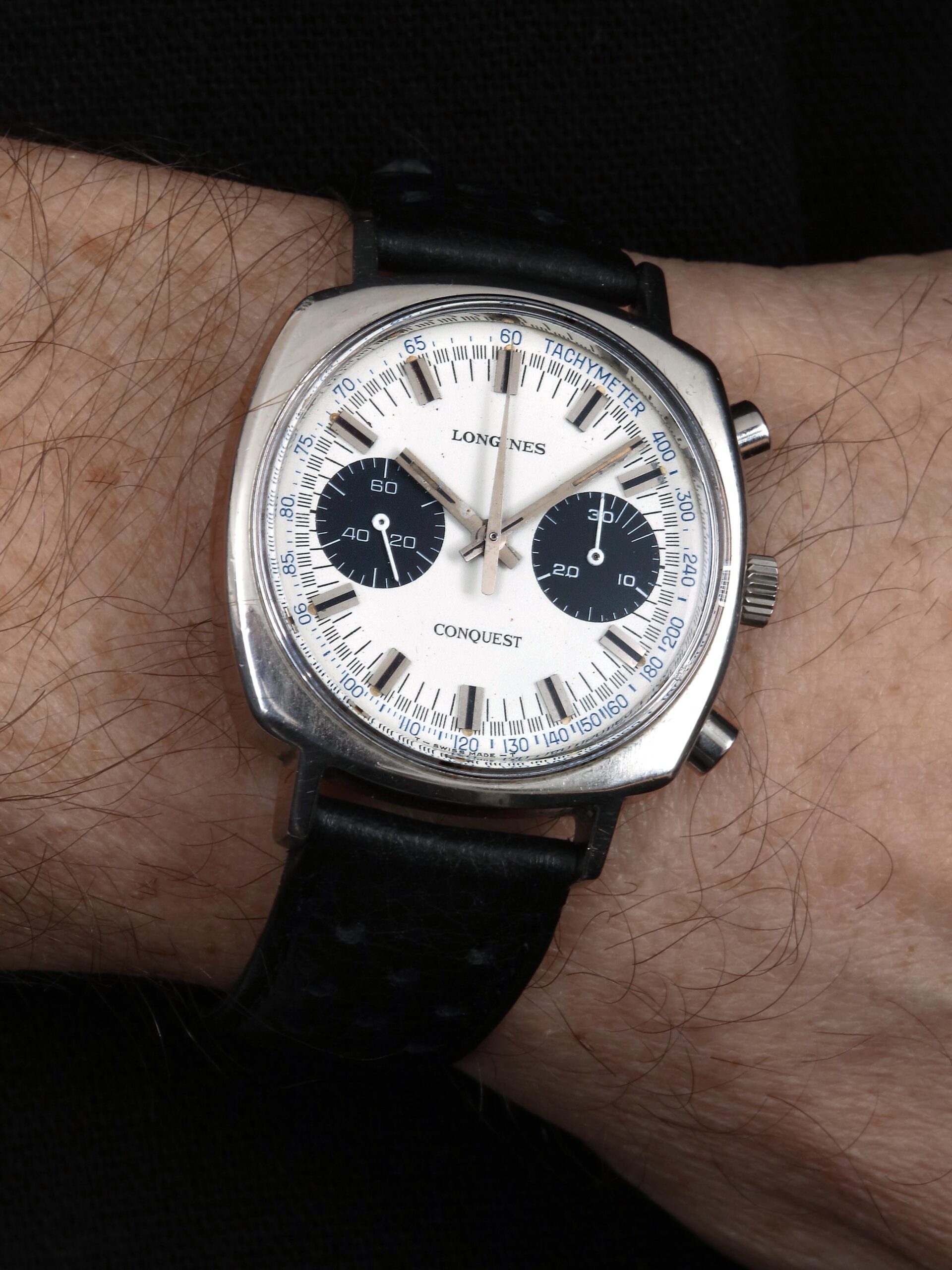 Longines Conquest ref 1543 30CH Panda ChronoVantage